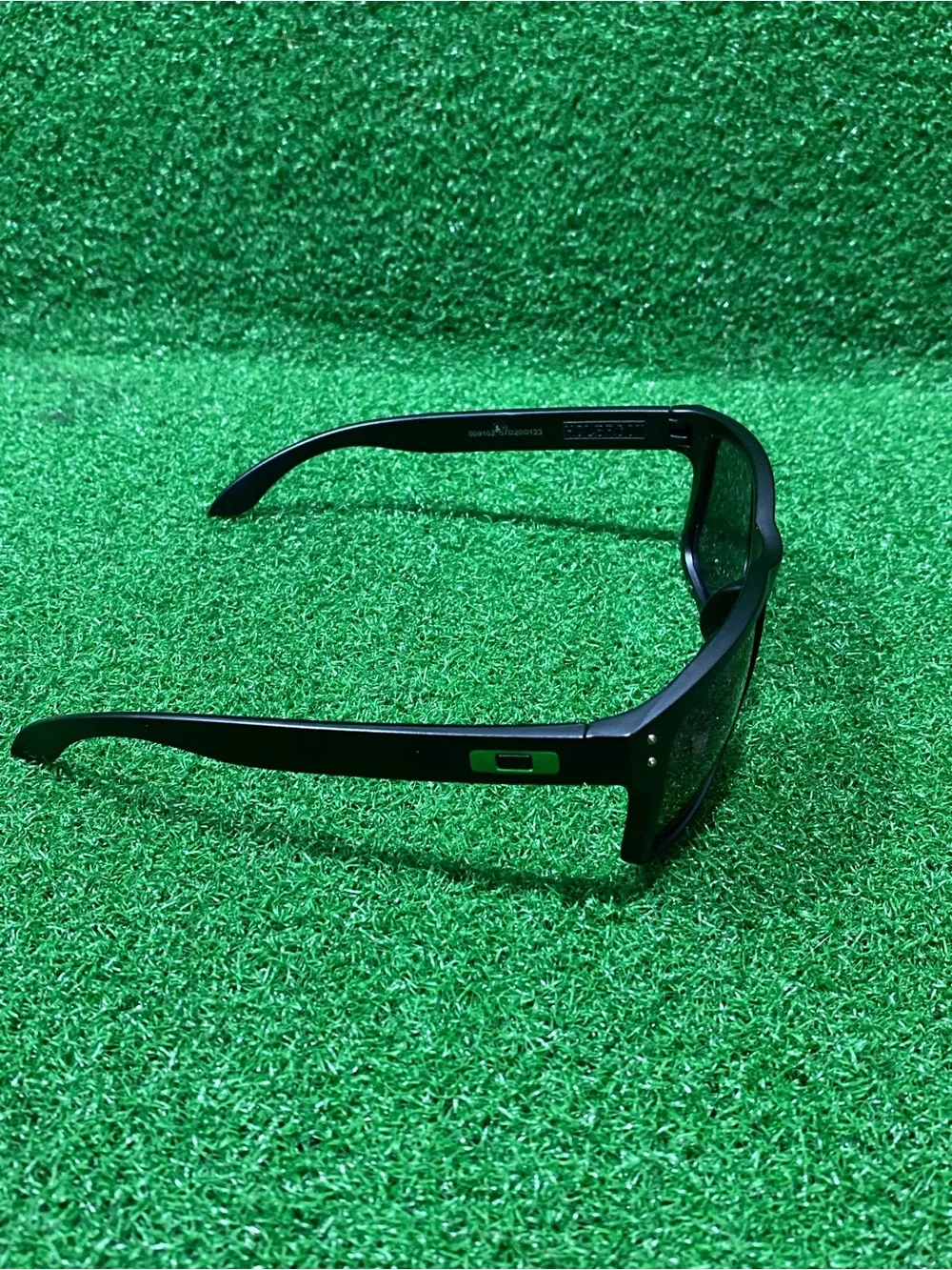 Oakley Holbrook Sunglasses- Matte Black/Prizm Green 009102 Jul 026